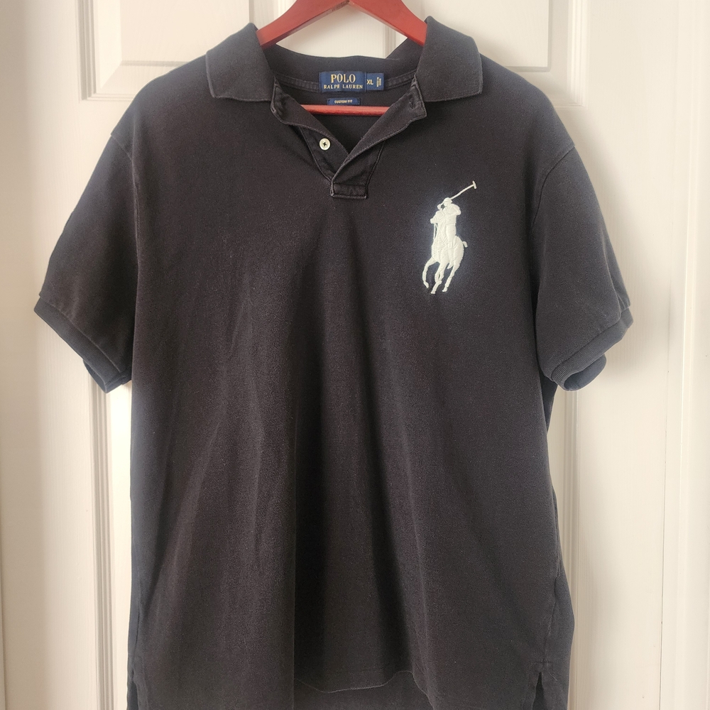 Ralph Lauren Black Custom Fit Polo Shirt - Classic, Preppy, & Modern!